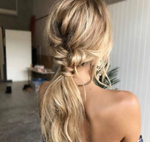 loose ponytail