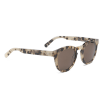 Sunglasses by Ace & Tate | Beach Tomato